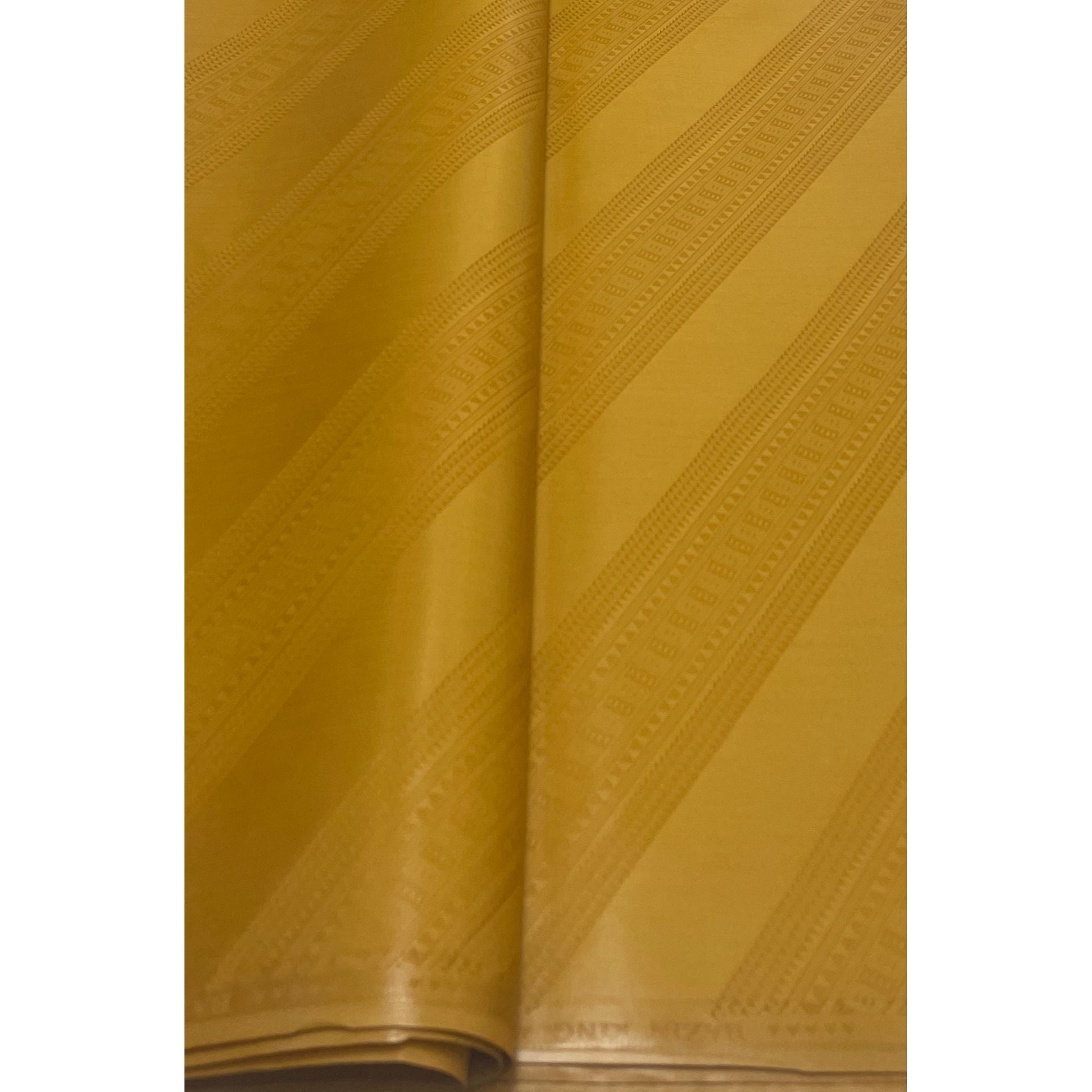 Bazin Riche Premium Parfumé - 100% coton - DORÉ OR - Vendu au mètre - Largeur XL 160 cm