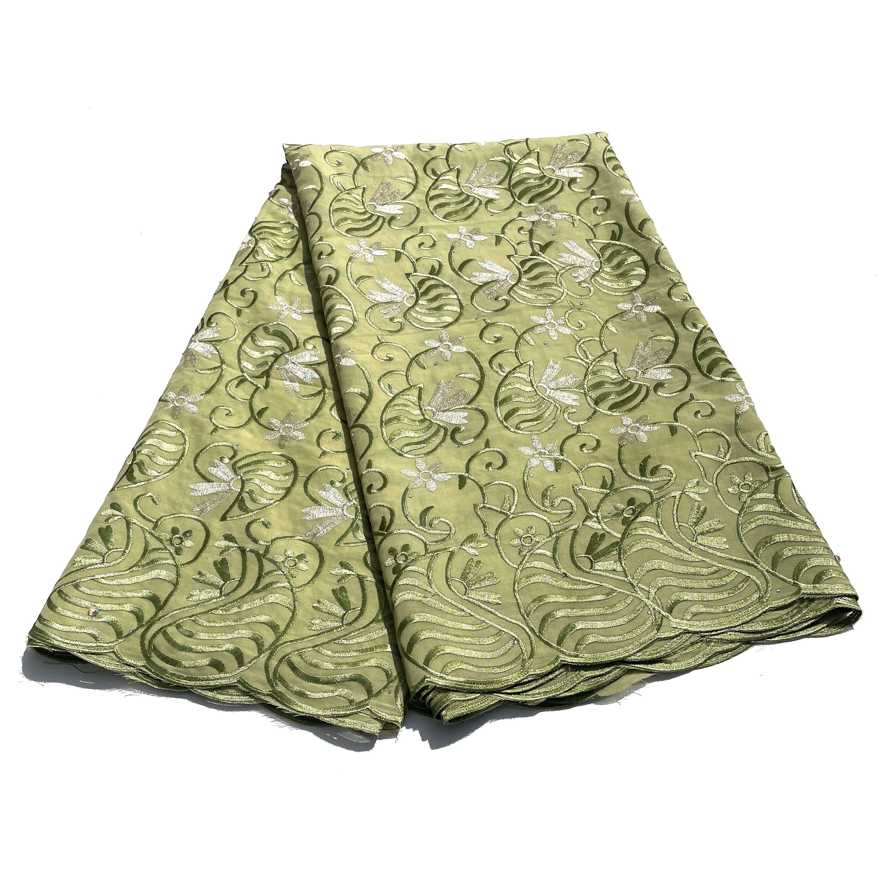 Brodé Broderie type SWISS LACE -  Tissu African 5 Yards - VERT CLAIR
